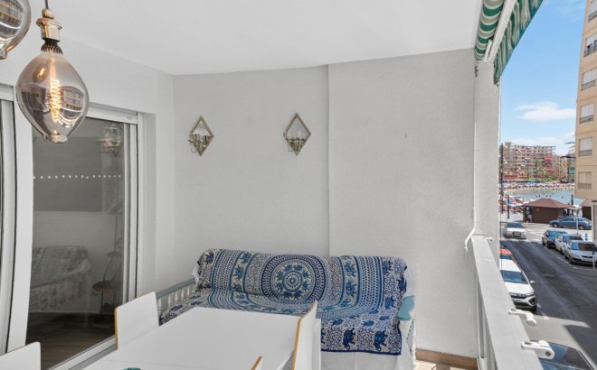 Resale - Apartment -
Torrevieja - Playa del Cura