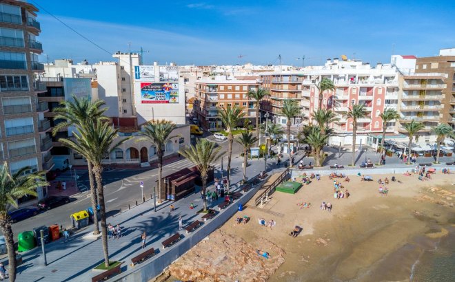 Resale - Apartment -
Torrevieja - Playa del Cura