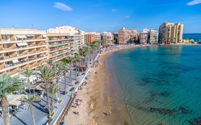 Resale - Apartment -
Torrevieja - Playa del Cura