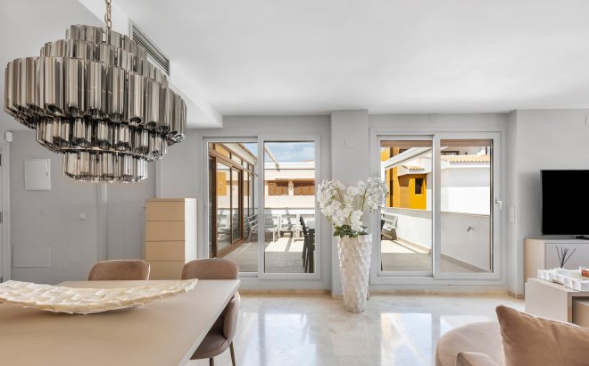 Resale - Apartment -
Torrevieja - Costa Blanca