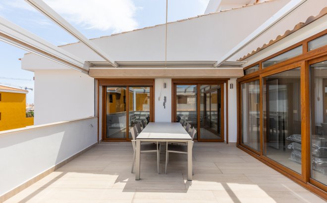 Resale - Apartment -
Torrevieja - Costa Blanca