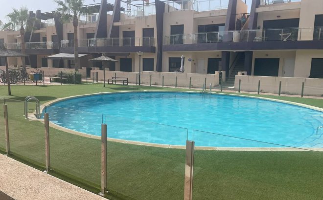 Resale - Apartment -
Pilar de la Horadada - Torre De La Horadada