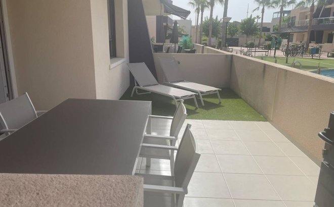 Resale - Apartment -
Pilar de la Horadada - Torre De La Horadada