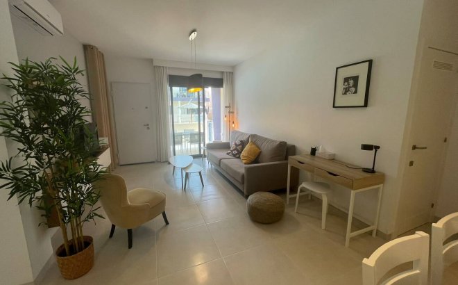 Resale - Apartment -
Pilar de la Horadada - Torre De La Horadada