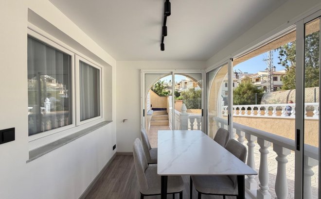 Resale - Town House -
Torrevieja - Miramar - Torre Del Moro