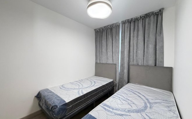 Resale - Town House -
Torrevieja - Miramar - Torre Del Moro