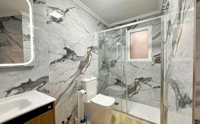 Resale - Apartment -
Torrevieja - Playa del Cura