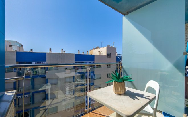 Resale - Apartment -
Torrevieja - Playa de los Locos