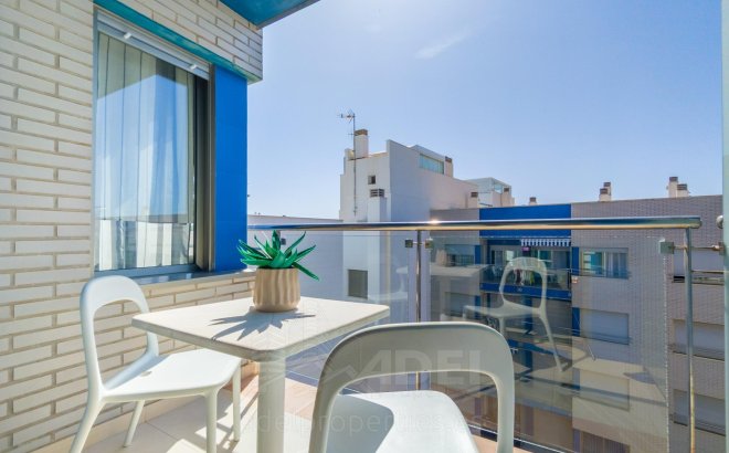 Resale - Apartment -
Torrevieja - Playa de los Locos