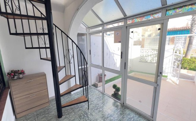 Resale - Bungalow -
Torrevieja - Los Balcones
