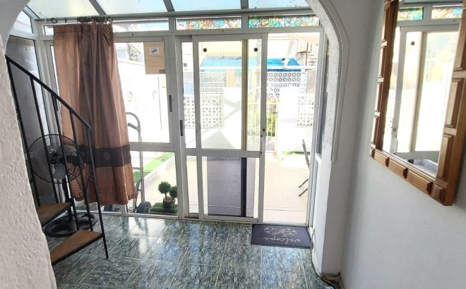 Resale - Bungalow -
Torrevieja - Los Balcones