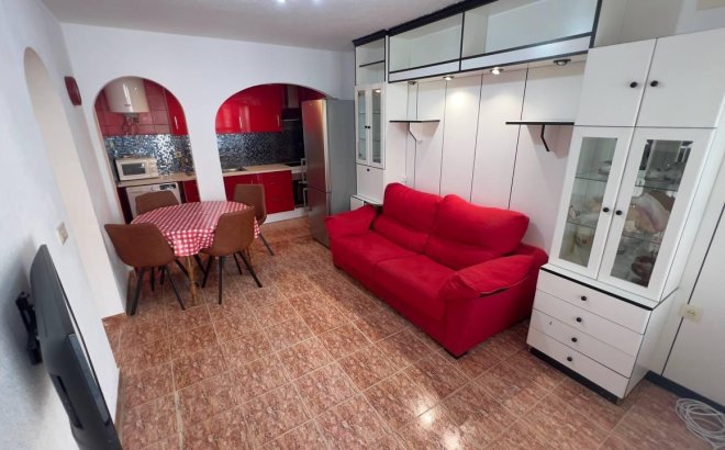 Resale - Bungalow -
Torrevieja - Los Balcones