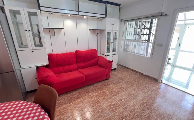 Resale - Bungalow -
Torrevieja - Los Balcones