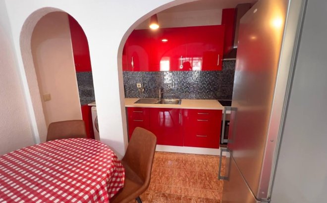 Resale - Bungalow -
Torrevieja - Los Balcones