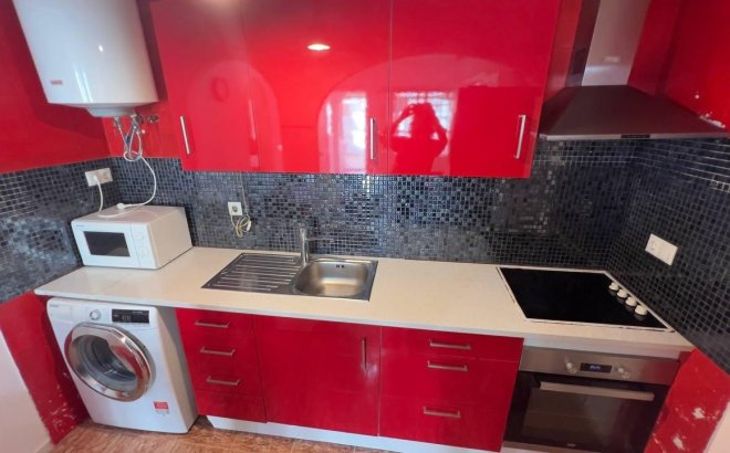 Resale - Bungalow -
Torrevieja - Los Balcones