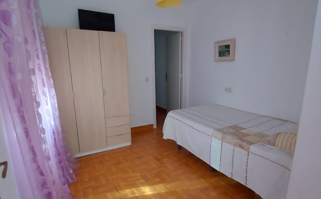 Resale - Bungalow -
Torrevieja - Los Balcones