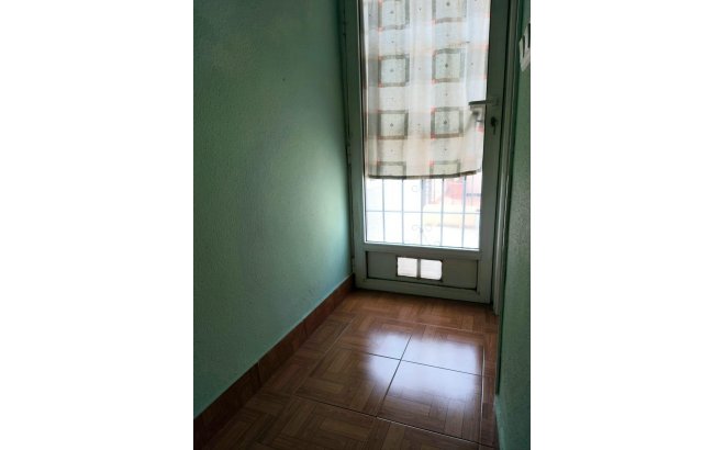 Resale - Bungalow -
Torrevieja - Los Balcones