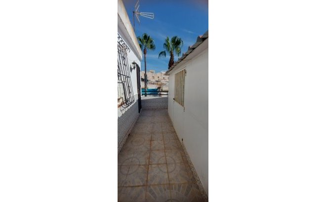 Resale - Bungalow -
Torrevieja - Los Balcones