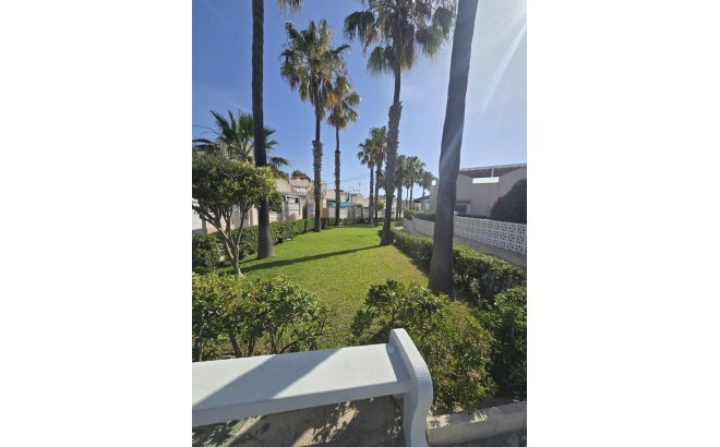 Resale - Bungalow -
Torrevieja - Los Balcones