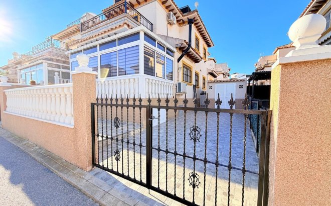Resale - Town House -
Orihuela Costa - Las Filipinas