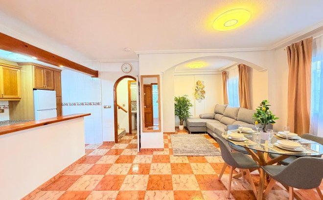Resale - Town House -
Orihuela Costa - Las Filipinas