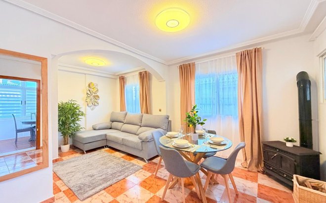 Resale - Town House -
Orihuela Costa - Las Filipinas