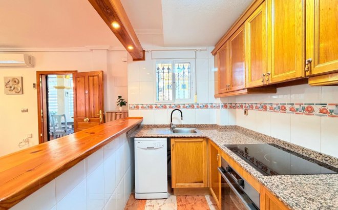 Resale - Town House -
Orihuela Costa - Las Filipinas