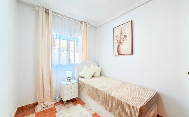 Resale - Town House -
Orihuela Costa - Las Filipinas