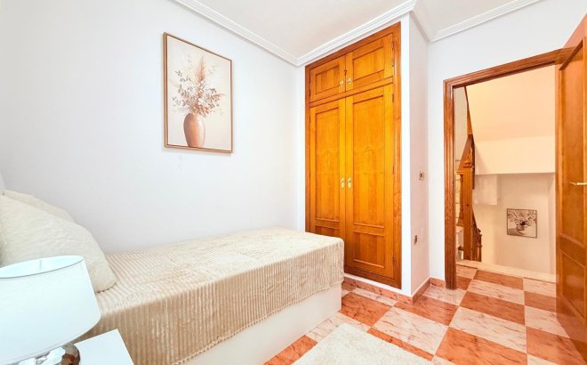 Resale - Town House -
Orihuela Costa - Las Filipinas