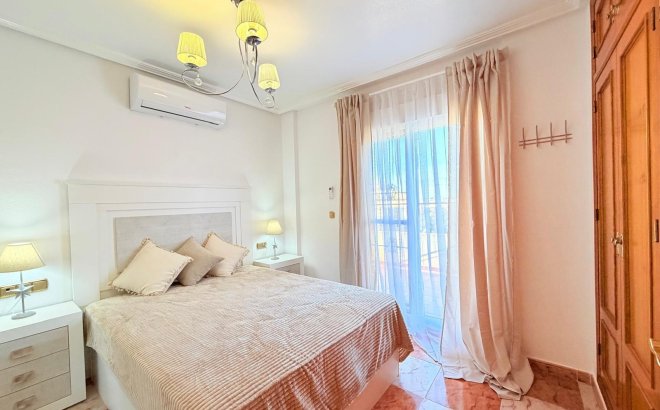 Resale - Town House -
Orihuela Costa - Las Filipinas