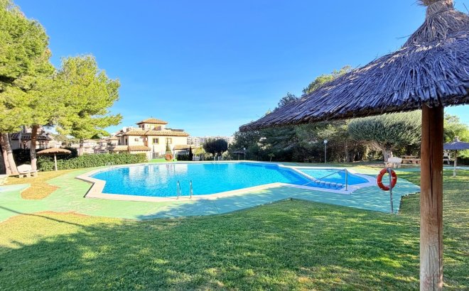 Resale - Town House -
Orihuela Costa - Las Filipinas