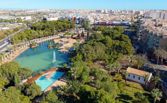 Revente - Appartement -
Torrevieja - PARQUE DE LAS NACIONES