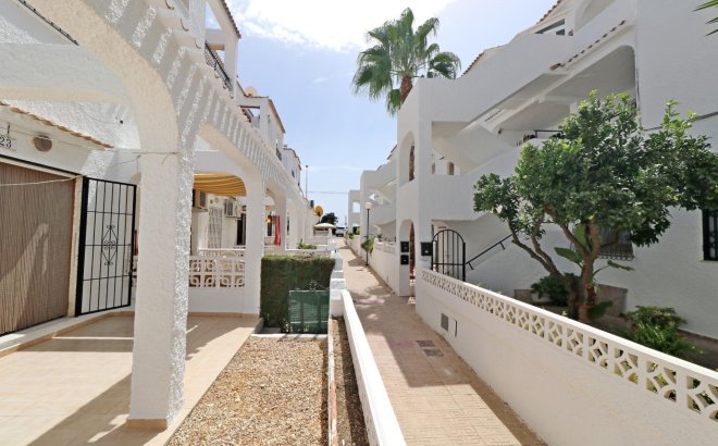 Resale - Bungalow -
Torrevieja - El Acequión - Los Náufragos