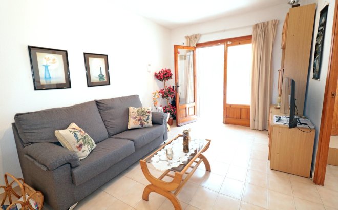 Resale - Bungalow -
Torrevieja - El Acequión - Los Náufragos