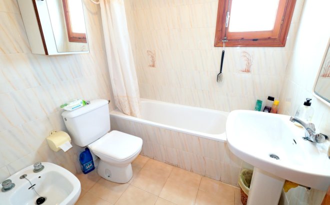 Resale - Bungalow -
Torrevieja - El Acequión - Los Náufragos