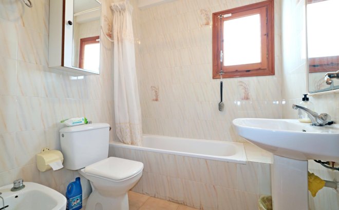 Resale - Bungalow -
Torrevieja - El Acequión - Los Náufragos