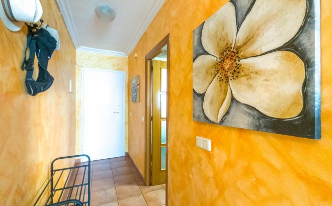 Resale - Apartment -
Torrevieja - Acequion
