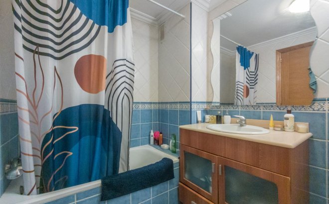 Resale - Apartment -
Torrevieja - Acequion