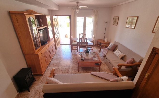 Resale - Dúplex -
Orihuela Costa - La Ciñuelica