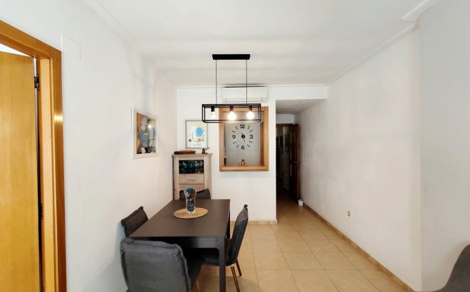 Resale - Apartment -
Torrevieja - Costa Blanca
