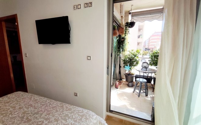 Resale - Apartment -
Torrevieja - Costa Blanca