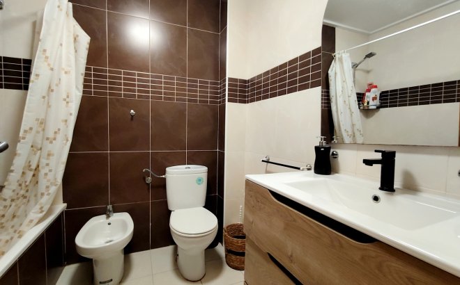 Resale - Apartment -
Torrevieja - Costa Blanca