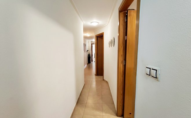 Resale - Apartment -
Torrevieja - Costa Blanca
