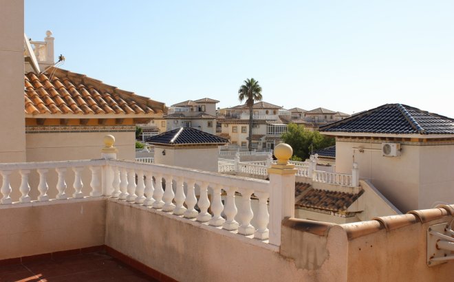 Resale - Villa -
La Zenia - Costa Blanca