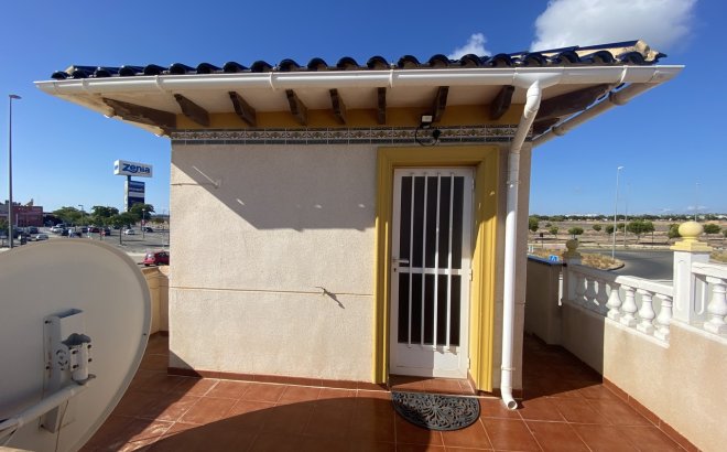 Resale - Villa -
La Zenia - Costa Blanca