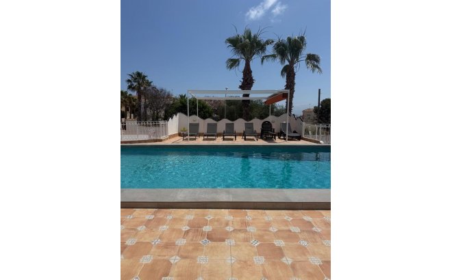 Resale - Villa -
Ciudad Quesada - Costa Blanca