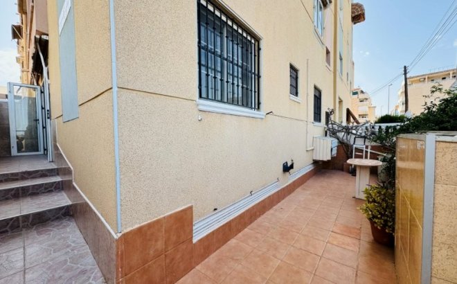 Resale - Apartment -
La Mata - Costa Blanca