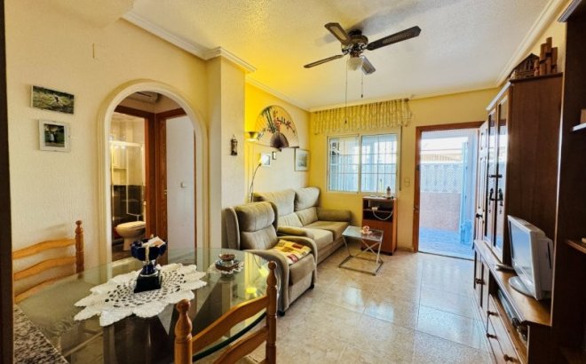 Resale - Apartment -
La Mata - Costa Blanca