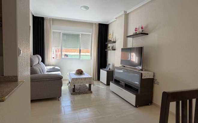Revente - Appartement -
Torrevieja - El Molino