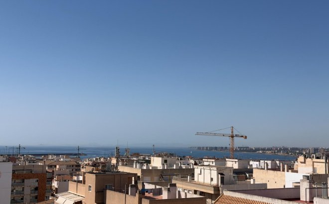 Revente - Appartement -
Torrevieja - El Molino